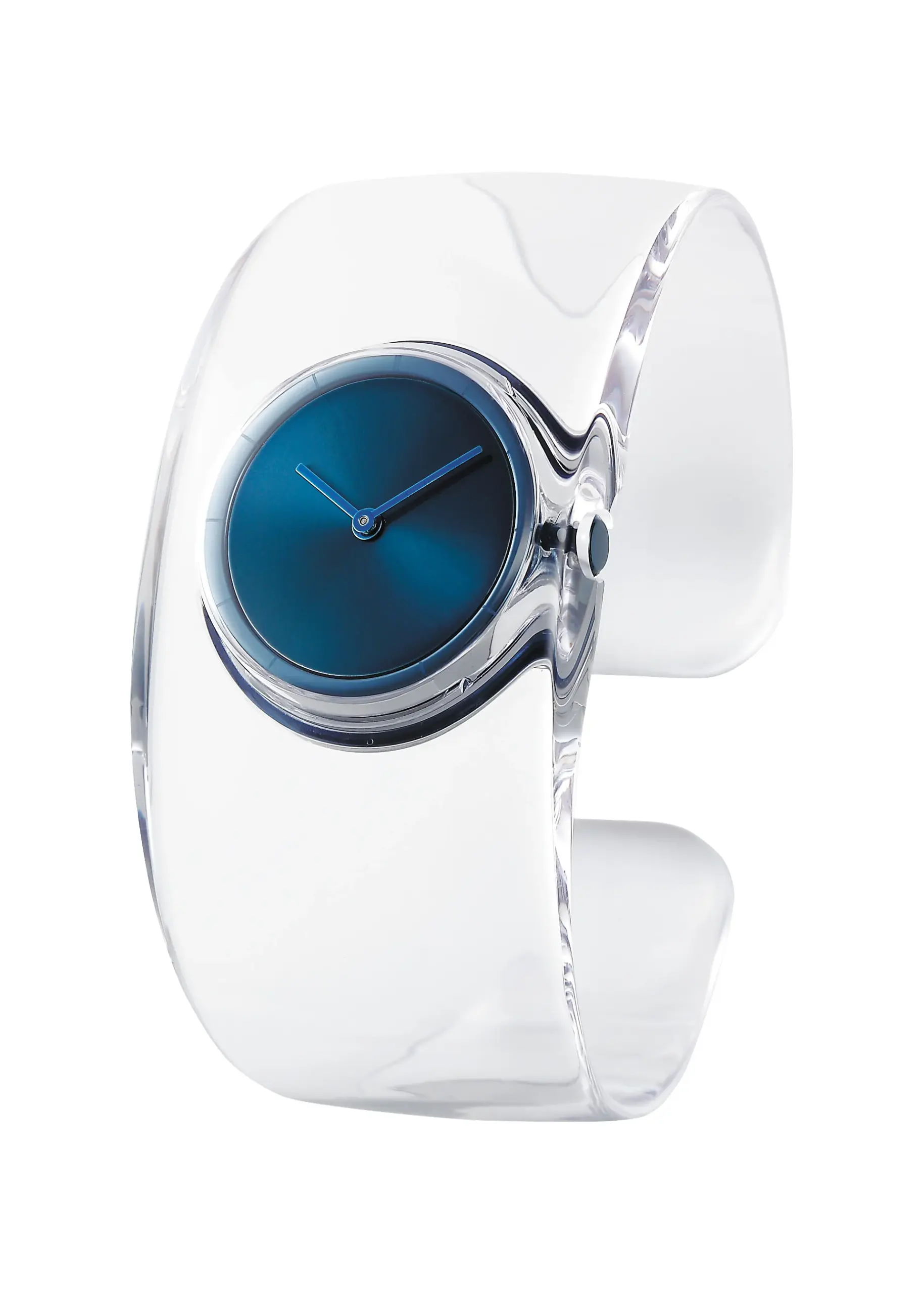 O Designed by Tokujin Yoshioka - Clear Blue
